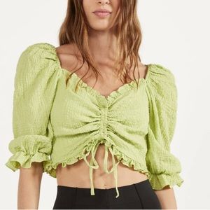 Beautiful pista green top